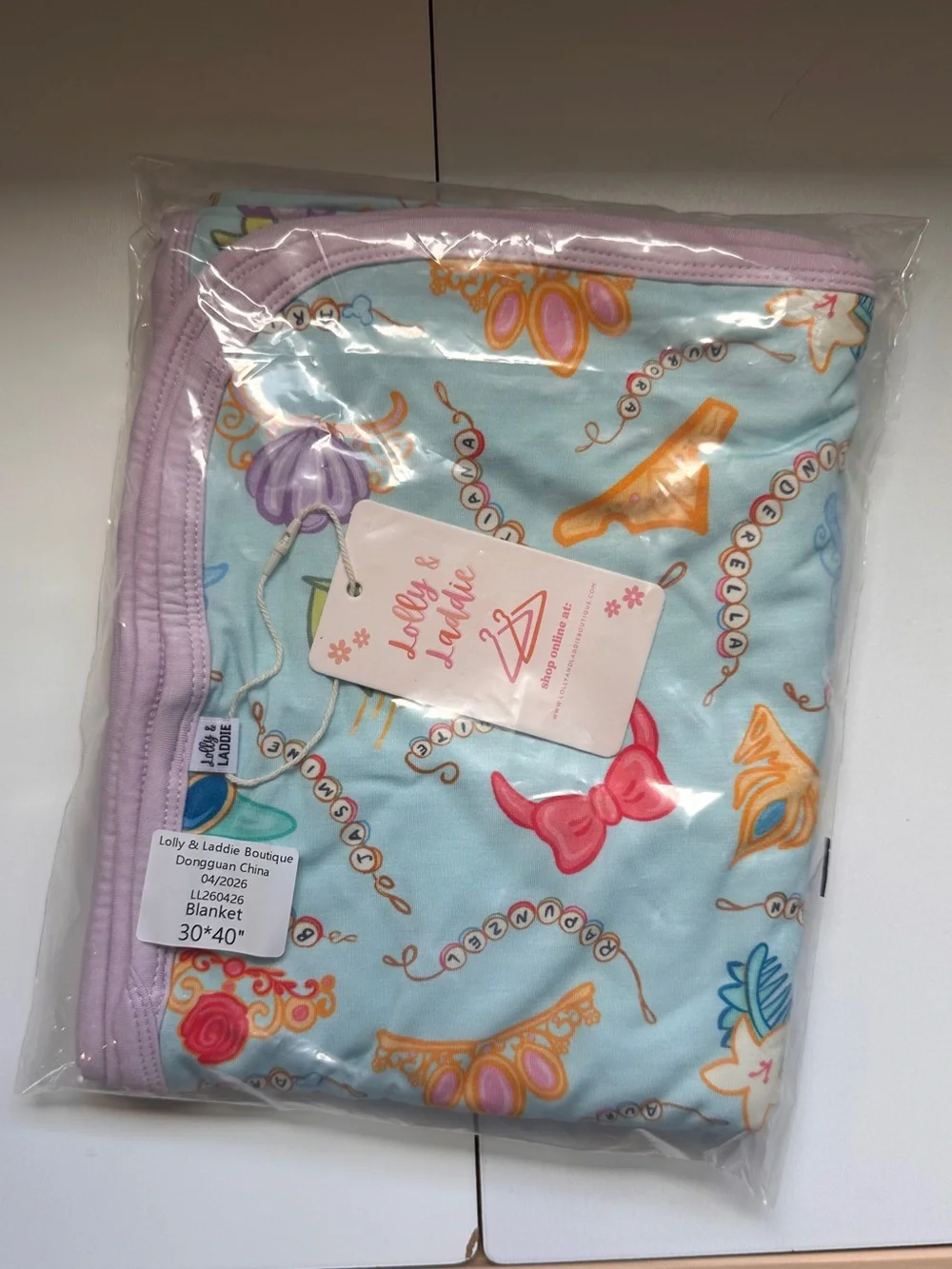 Lolly & Laddie Once Upon a Crown Disney Princess Blanket 30x40